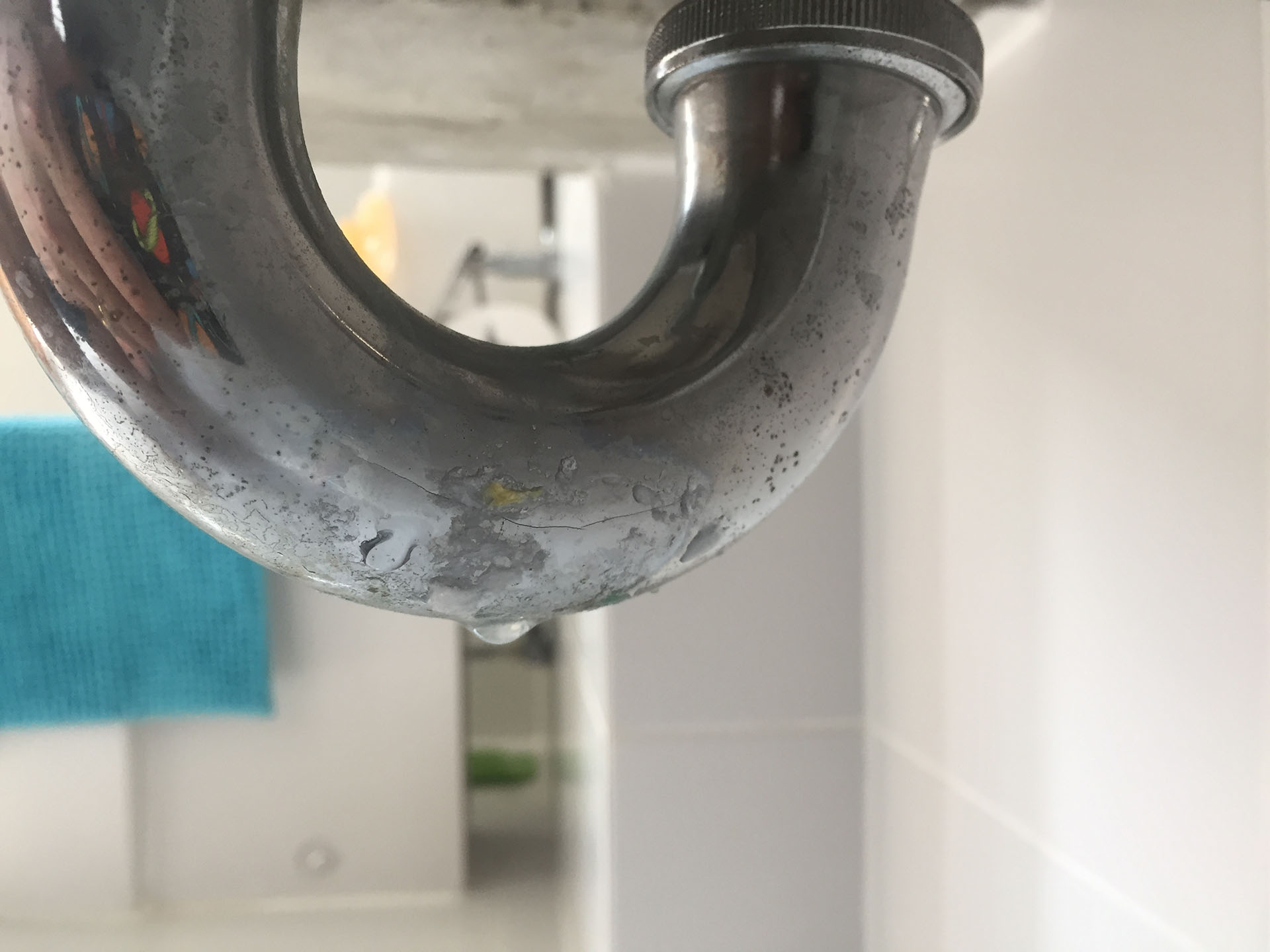4 Signs Your Drains Are Blocked